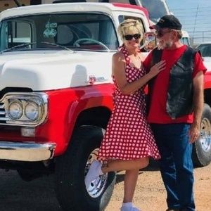 Meet your Posher, Sherry